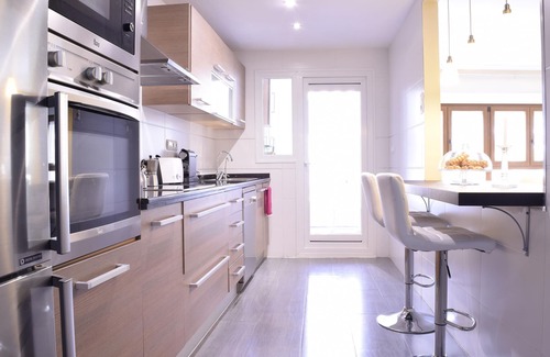 Alicante Apartment | Beautiful, Cosy, Great Apartment Downtown, Near Beach. Ask for Parking.