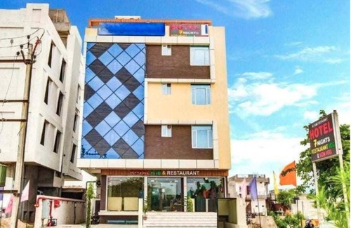 Sanganer Apartment | Beautiful Double Room at Hotel 7 Nights