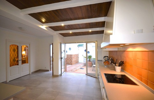 Nerja City Centre Villa | Beautiful family villa - 300 Mts from Burriana Beach. Private pool & garden