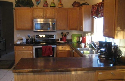 Arrowhead Lakes House | Beautiful Glendale Home, 3BR/2BA - Lakefront w/Private Pool, 15 min to Stadium