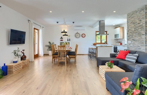 Sveti Petar u Sumi House | Beautiful home in Sveti Petar u Sumi