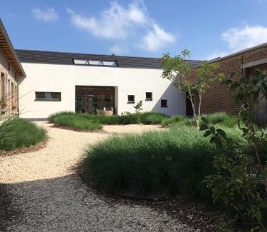 Galmaarden House | Beautiful holiday home in renovated farm 30 mins from Pairi Daiza