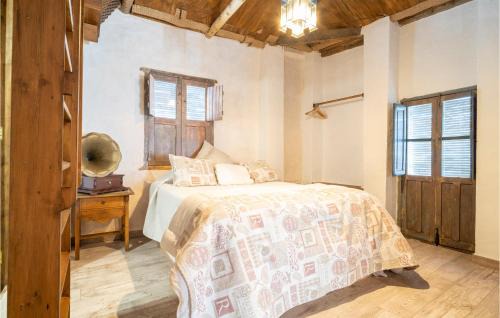 El Colmenar House | Beautiful Home In El Colmenar With Wifi