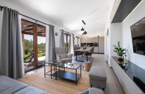 Mali Vareski House | Beautiful home in Marcana