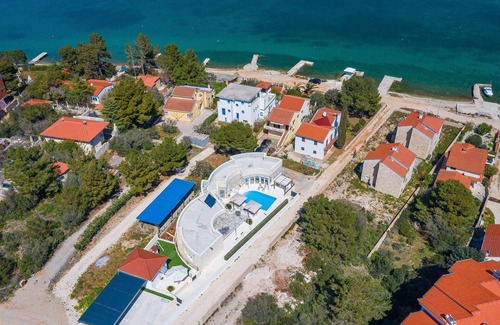 Zdrelac House | Beautiful home in Zdrelac with sauna