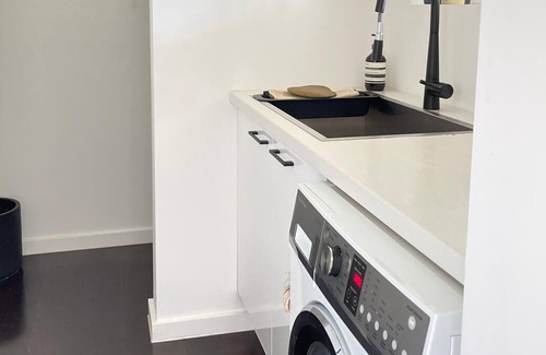 Laverton House | Beautiful Home Laverton