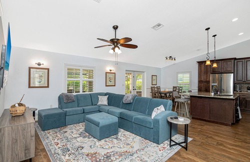 Bonita Springs House | Beautiful home with Private Pool- minutes from the beach and Naples Shopping