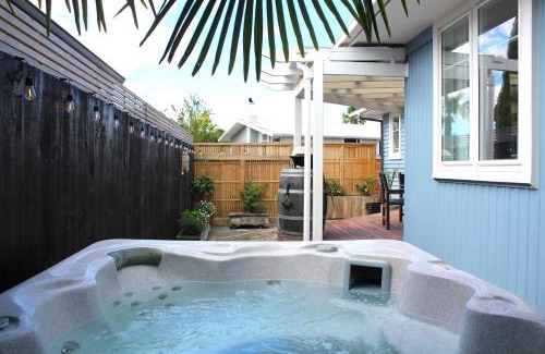 Anderson Park House | Beautiful home with short stroll to Havelock Village