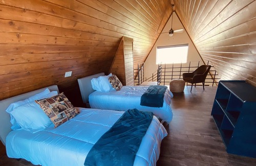 Exeter Other | Beautiful home with a short drive to see the Giant Sequioas.