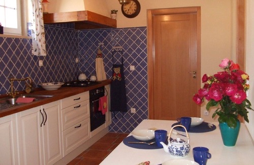 Azenhas do Mar House | Beautiful house in front of the sea in Azenhas do Mar, near beaches, private poo