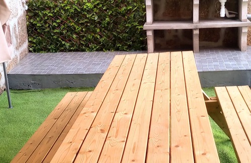 Nelas House | Beautiful house to relax in with garden and outdoor pool and Jacuzzi, Santar