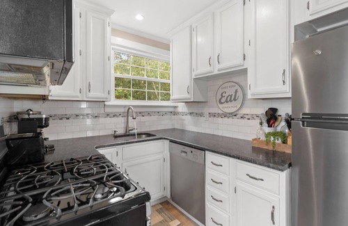 Lake Hopatcong Cottage | Beautiful Lakefront Home with Amazing Lake Views. Dog Friendly!