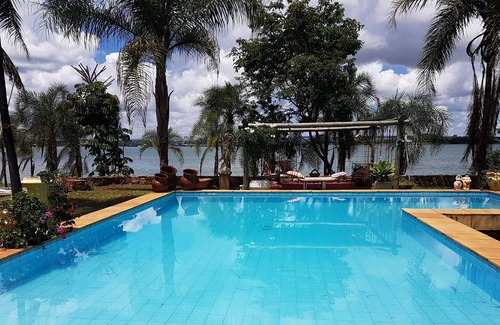 Lago Norte House | BEAUTIFUL MANSÃO BORDER OF LAKE PARANOÁ