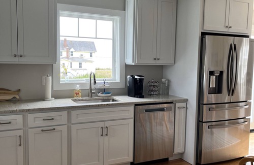 Westbrook Center House | Beautiful New West Beach Location House for Rent - Westbrook, CT