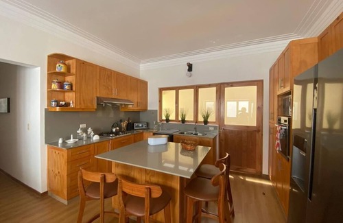 La Punta House | Beautiful, newly remodeled home, just steps from the Cantolao Beach