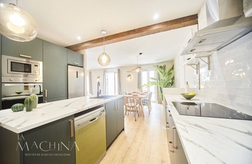 Santander Apartment | Beautiful newly renovated apartment in the center of Santander