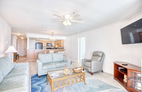 Ash Condo | Beautiful Oceanfront Oasis!