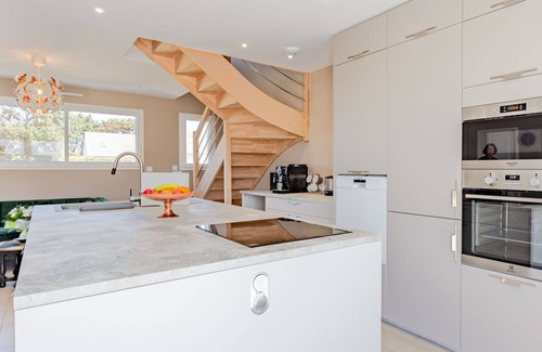Bretteville-sur-Ay House | Beautiful private villa for 4 guests with WIFI, TV and terrace