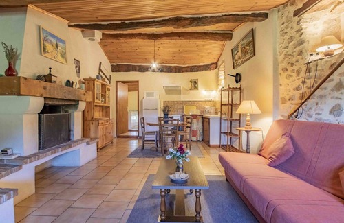 Roche-Saint-Secret Villa | Beautiful private villa for 4 guests with WIFI, TV, pets allowed and panoramic view