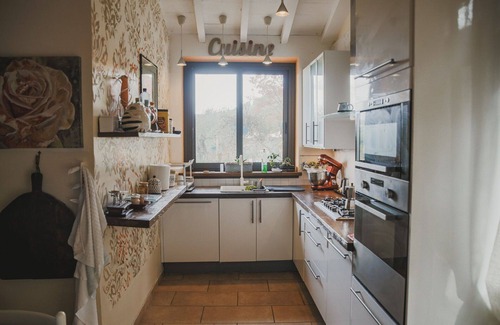 Castelnuovo Magra Villa | Beautiful private villa for 12 people with A/C, WIFI, private pool, TV, patio and panoramic view