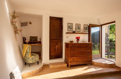 Arcidosso Villa | Beautiful private villa for 16 guests with private pool, WIFI