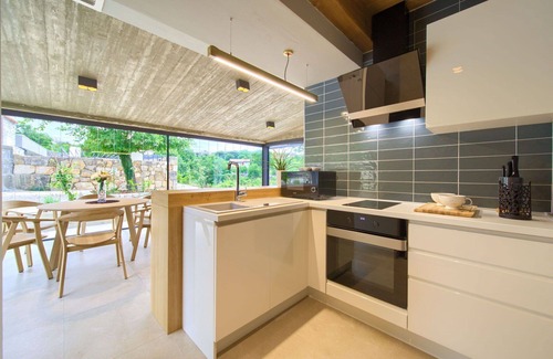 Nenadici House | Beautiful private villa for 6 guests with A/C, WIFI, private pool, TV and patio