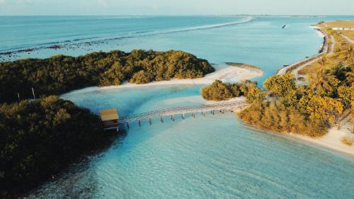 Thulusdhoo Island Villa | Beautiful private 2 bedroom villa - Hale Noa
