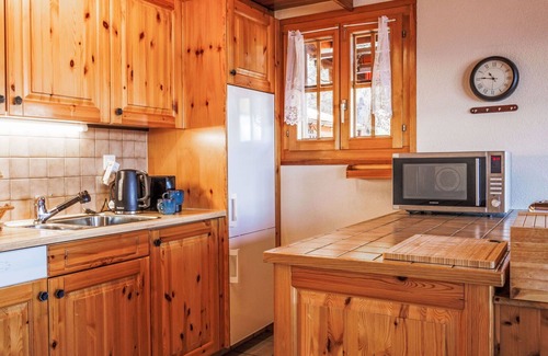 Nendaz House | Beautiful private villa for 8 people with WIFI, TV and terrace