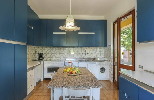 Giugnano Villa | Beautiful private villa for 16 people with WIFI, private pool, TV, terrace and pets allowed
