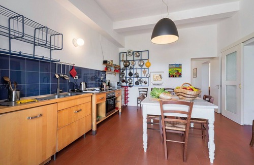 Follonica House | Beautiful private villa for 11 guests with WIFI, A/C, TV and patio