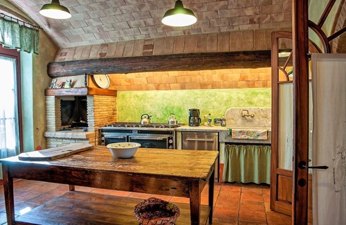 Barberino Val d'Elsa Villa | Beautiful private villa with hot tub, WIFI, private pool, A/C, TV, patio, close to San Gimignano