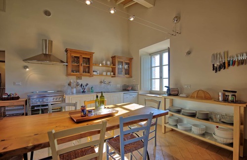 Le Piazze Villa | Beautiful private villa for 6 guests with WIFI, A/C, pool and panoramic view
