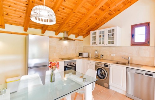 Liencres Apartment | Beautiful refurbished flat in Liencres