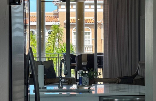 Redevelopment Area Condo | Beautiful Remodeled Downtown Naples Penthouse Condo Right off 5th Avenue.