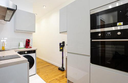 Faubourg de l'Arche Apartment | Beautiful renovated apartment near La Défense Arena