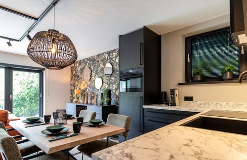 Glindfeld Apartment | Beautiful renovated apartment with garden near the Rothaargebirge