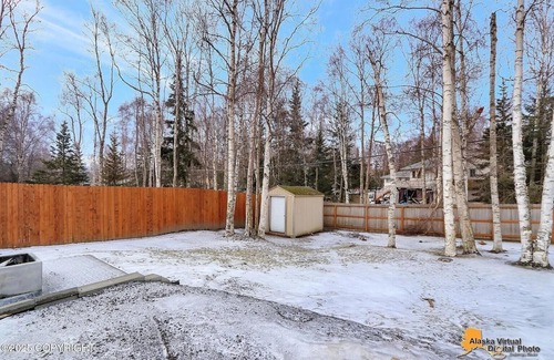 Huffman - O' Malley House | Beautiful South Anchorage 5-bedroom house with HOT TUB