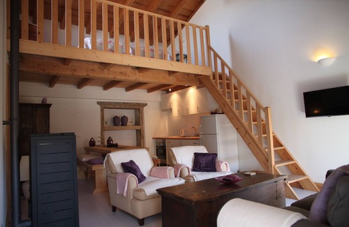 Miranda do Corvo Apartment | Beautiful Spacious Apartment 15 min Coimbra