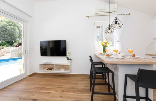 Vrh House | Beautiful stone house IVA with heated pool