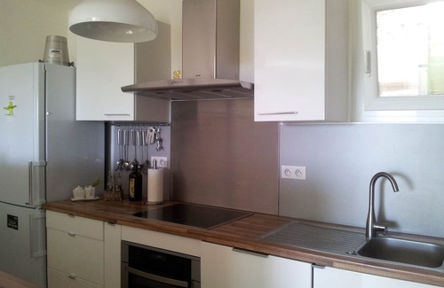 Sausset-les-Pins Apartment | Beautiful T3, sea view terrace, near beach