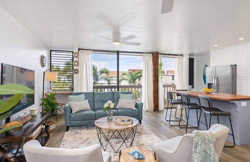 Makaha Valley House | Beautiful townhome with 2 pools— 5 min from the beach!