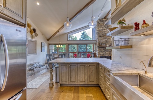 North Park City House | Beautiful Townhouse near ski slopes, biking trail, & 1 mile from the main street