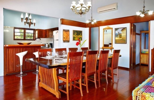 Trancoso House | Beautiful tropical vacation house with swimming pool and BBQ