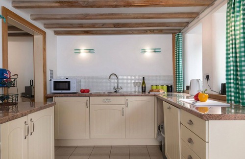 Pantymwyn House | Beautiful villa for 2 people with WIFI and TV