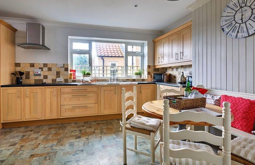 Tilney Fen End House | Beautiful villa for 11 people with WIFI and TV