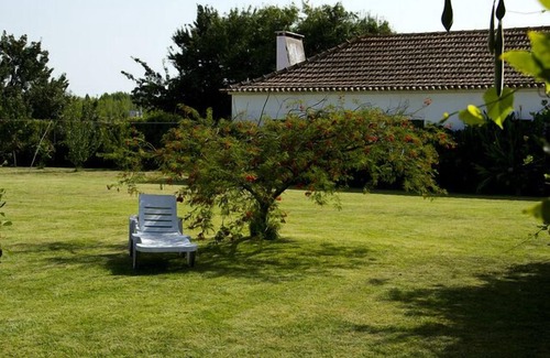 Almeirim Cottage | Beautiful Villa on a Farm with Private Pool