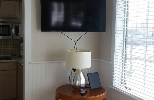 Bald Head Island Cottage | Beautiful Waterfront Cottage