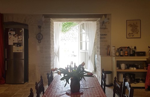 Flavigny-sur-Ozerain House | Beautifully restored mediaeval house in the heritage village of "Chocolat" fame