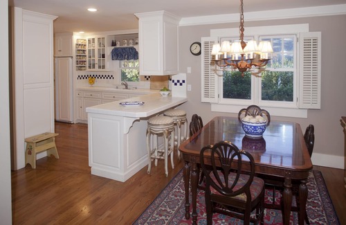 West Atherton House | Beautifully Appointed Atherton Home in quiet neighborhood close to Stanford