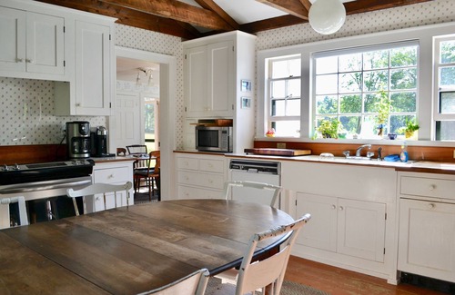 Somesville House | Beautifully Charming New England Home on Somes Pond & Acadia National Park